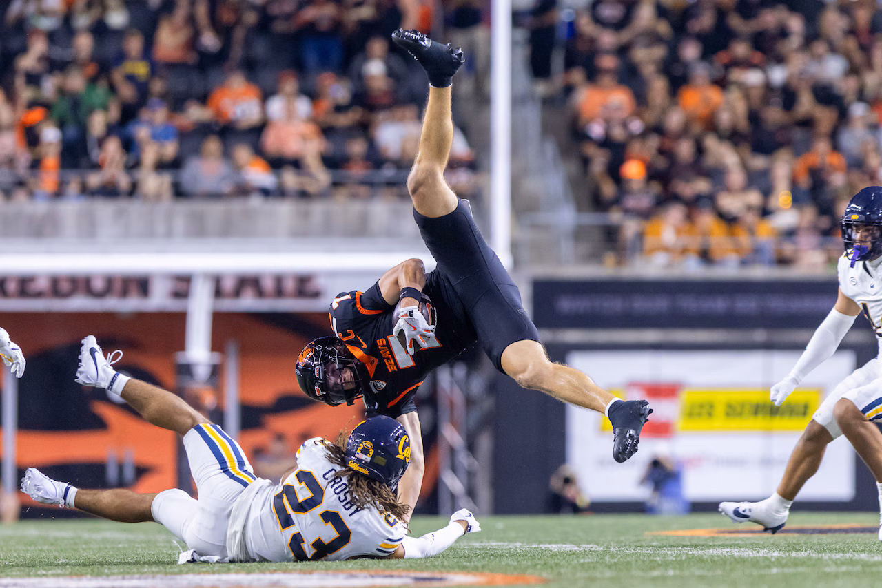 Oregon State Fails to Find Rhythm in 34-15 Loss to California