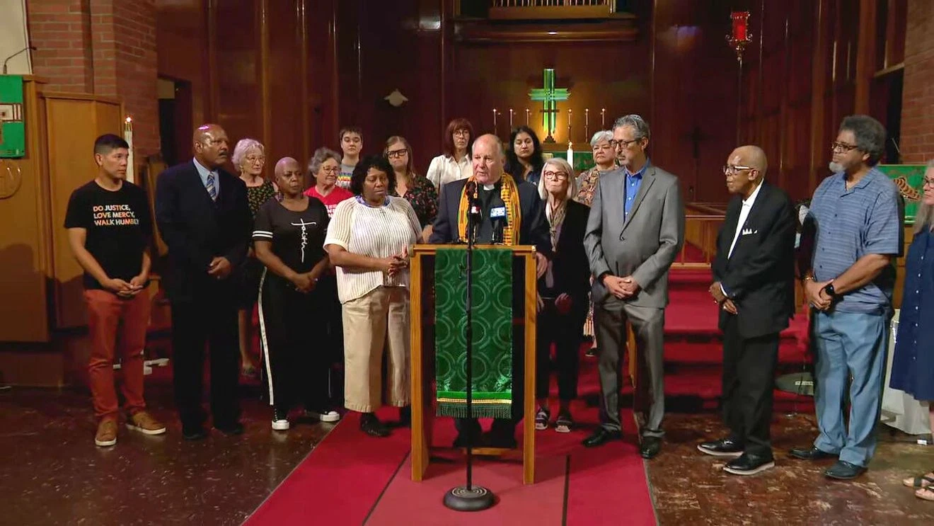 Portland Group Offers Prayers, Demands Gun Control After Minnesota Church Shooting