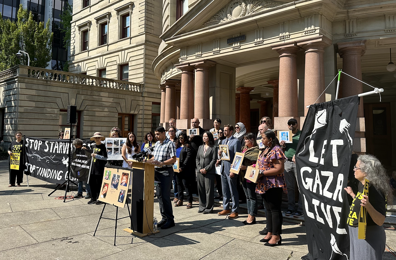 Elected Officials, Advocates Urge Oregon’s Congressional Delegation to “Block the Bombs” to Israel