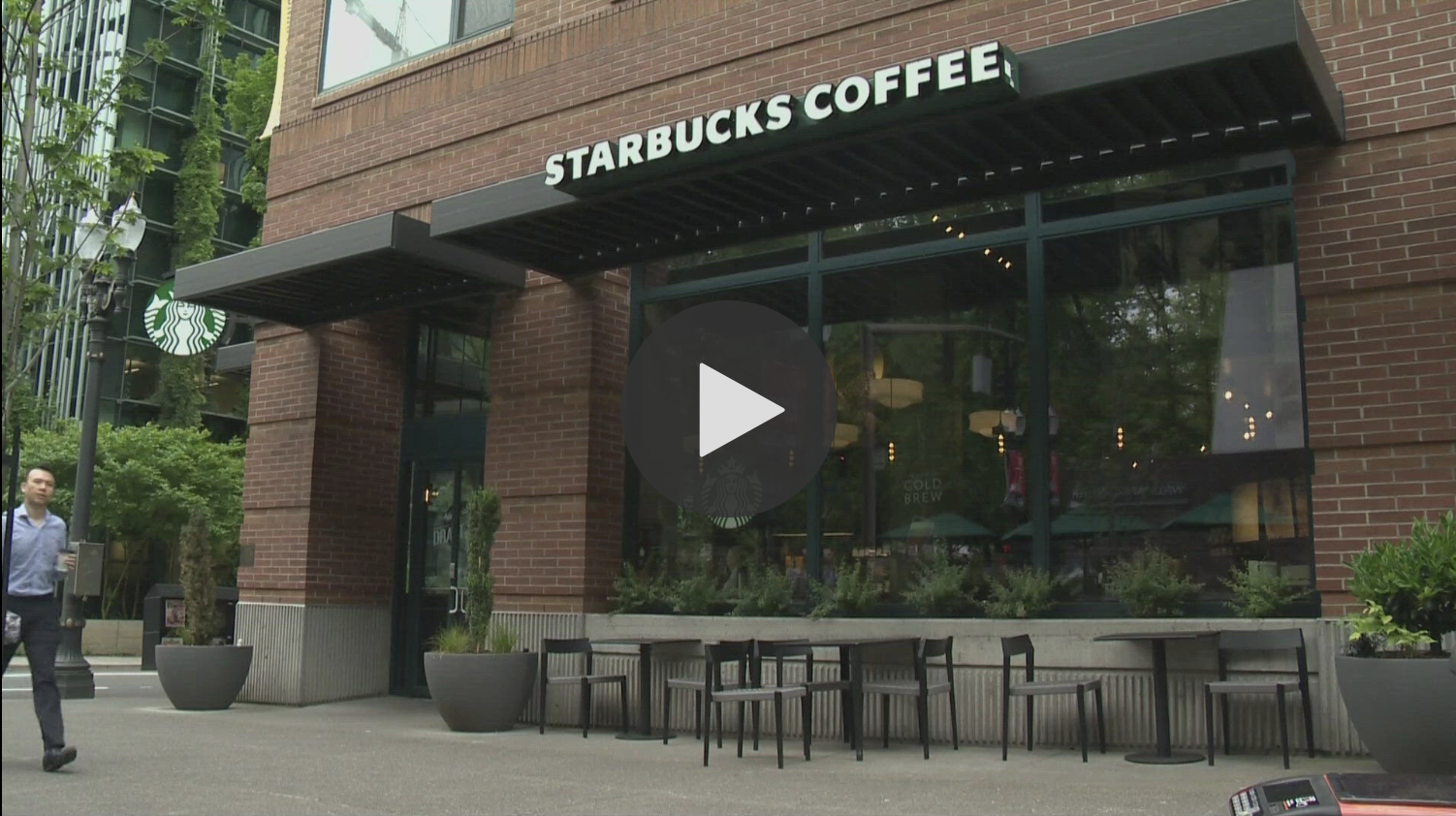 Here’s the List of Starbucks Stores Closing in Oregon