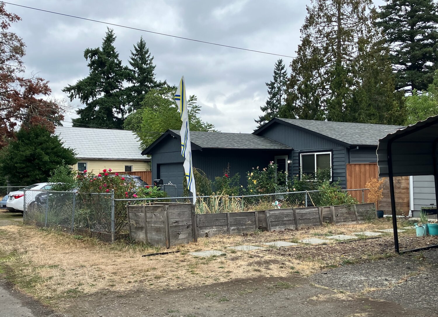 Oregon Police Say 22-Year-Old Killed His Mother and 10-Year-Old Sister Before Dying by Suicide