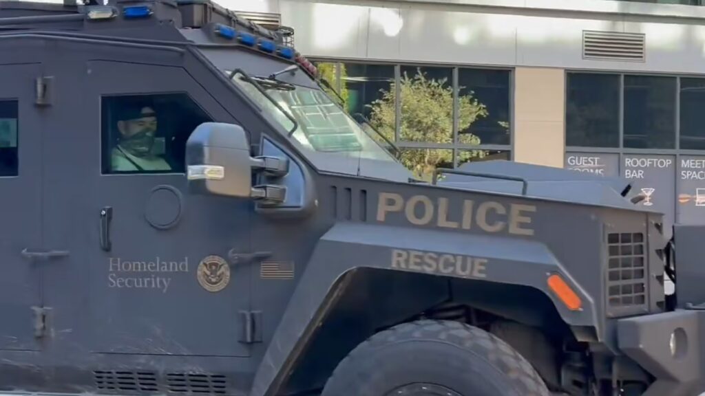 Portland, State Leaders Call for Calm as Federal Agent Presence Grows