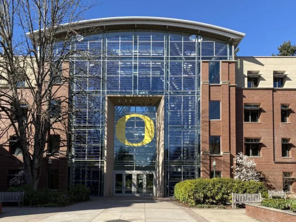 University of Oregon Announces More Layoffs but Pledges to Protect Tenured Faculty and Degree Programs