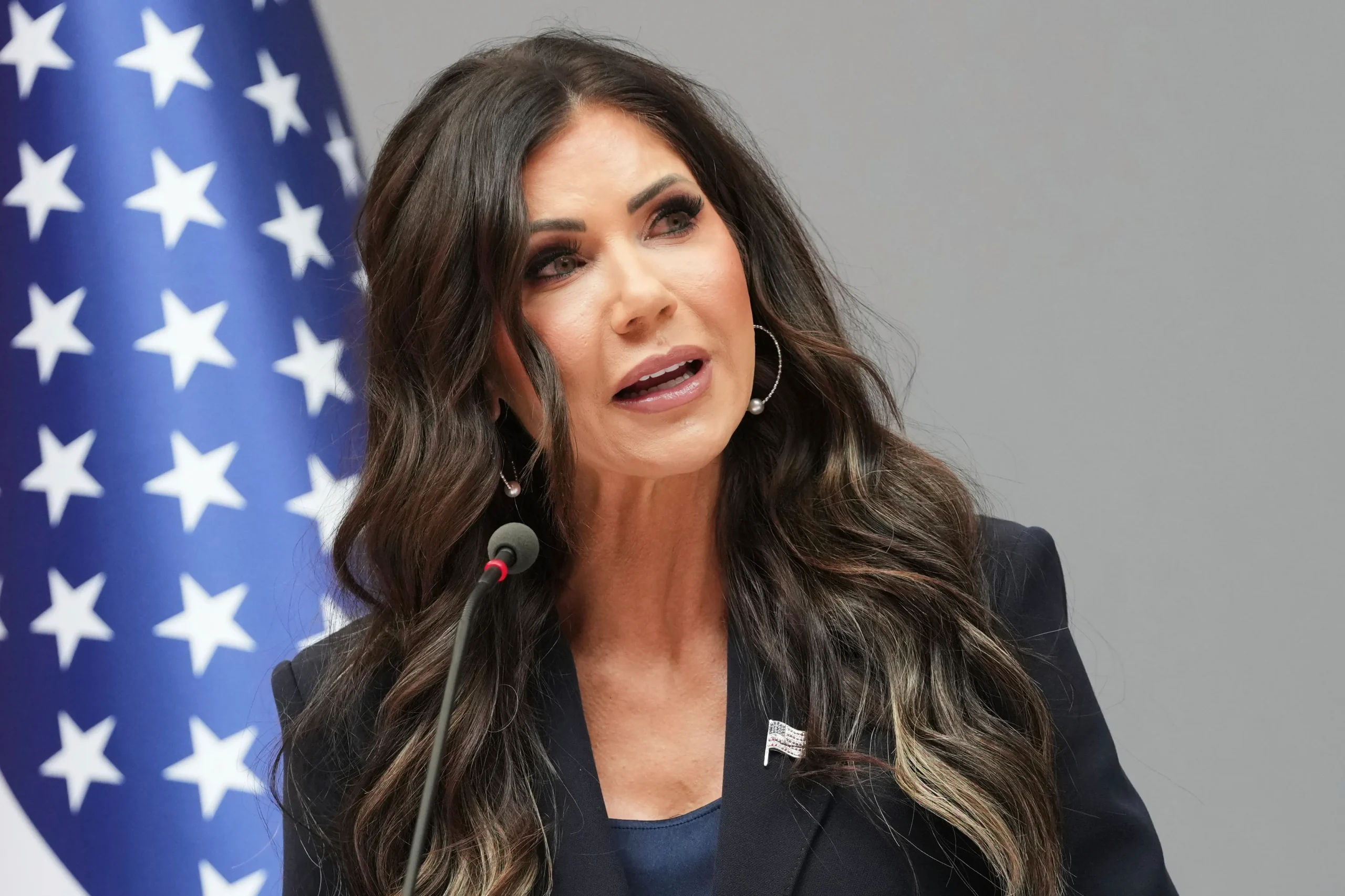 DHS Secretary Kristi Noem to Visit Portland Amid Legal Battle Over Federal Troop Deployments