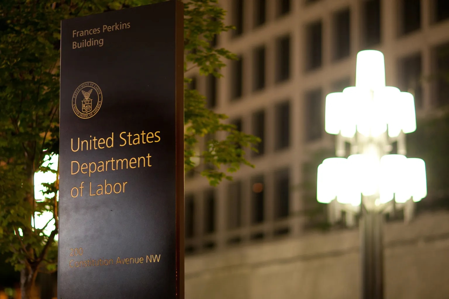 Federal Worker-Safety Commission Has Zero Members as Case Backlog Grows