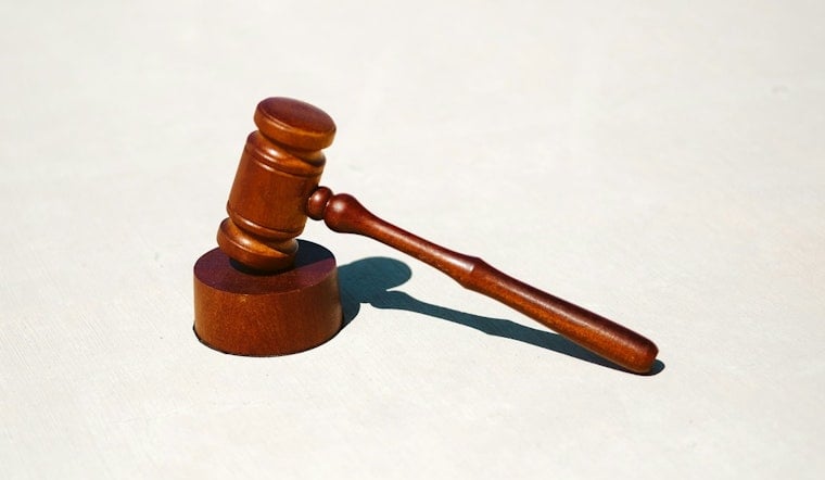 Former West Linn Physician David Farley Indicted on 11 Felony Charges by Oregon DOJ