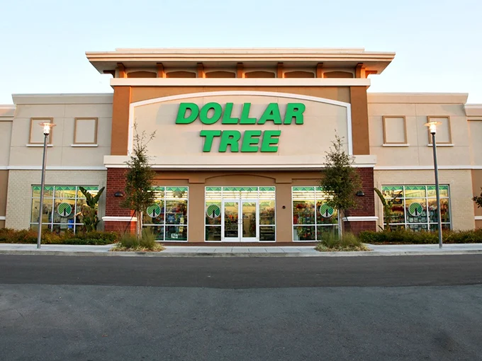 People Drive From All Over Oregon to Hunt for Bargains at This Massive Dollar Store
