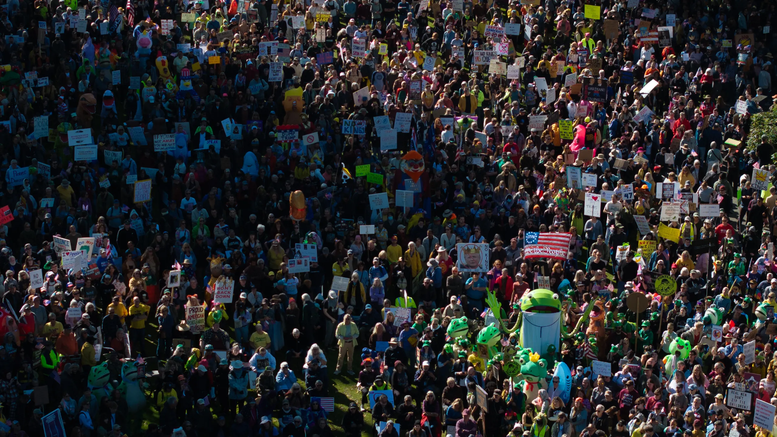 Photos: Massive Turnout as Portlanders Join Nationwide ‘No Kings’ March