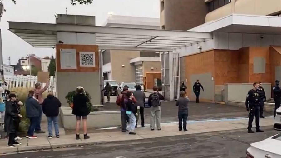 Reporter: Portland ICE Protests “Not Exactly What You See in the Media”