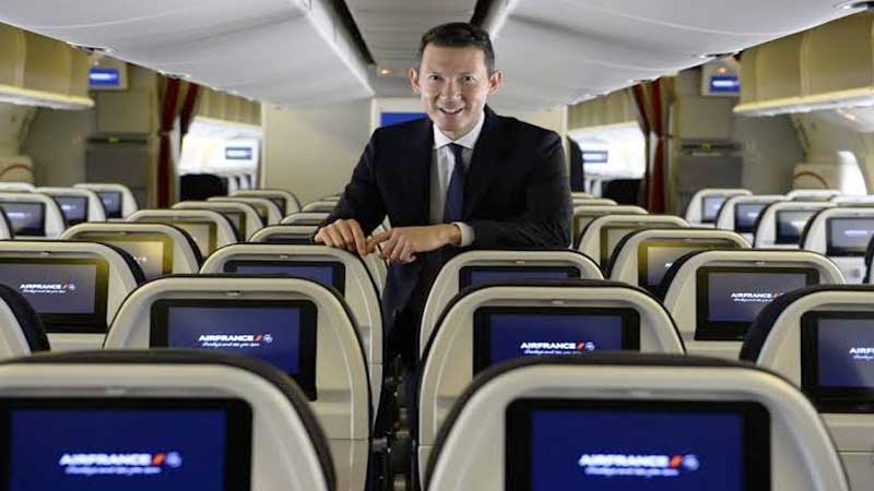 Seniors Over 55 Can Travel Cheaper – These Airlines Offer $ Savings