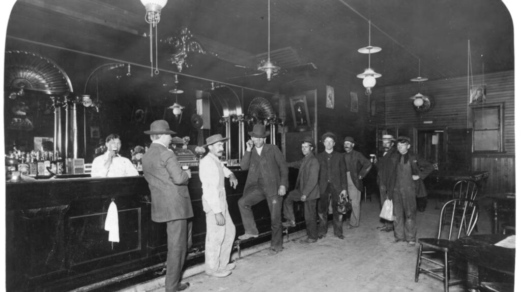 The Witching Happy Hour: McMenamins’ Most Haunted Bars Host Ghost Tours