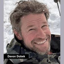 Over 100 Rescuers Search for Missing Oregon Hunter in Mount Hood National Forest