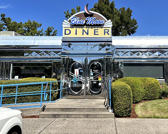 The Blue Moon Diner: Beaverton’s Chrome-Clad Temple of Comfort Food